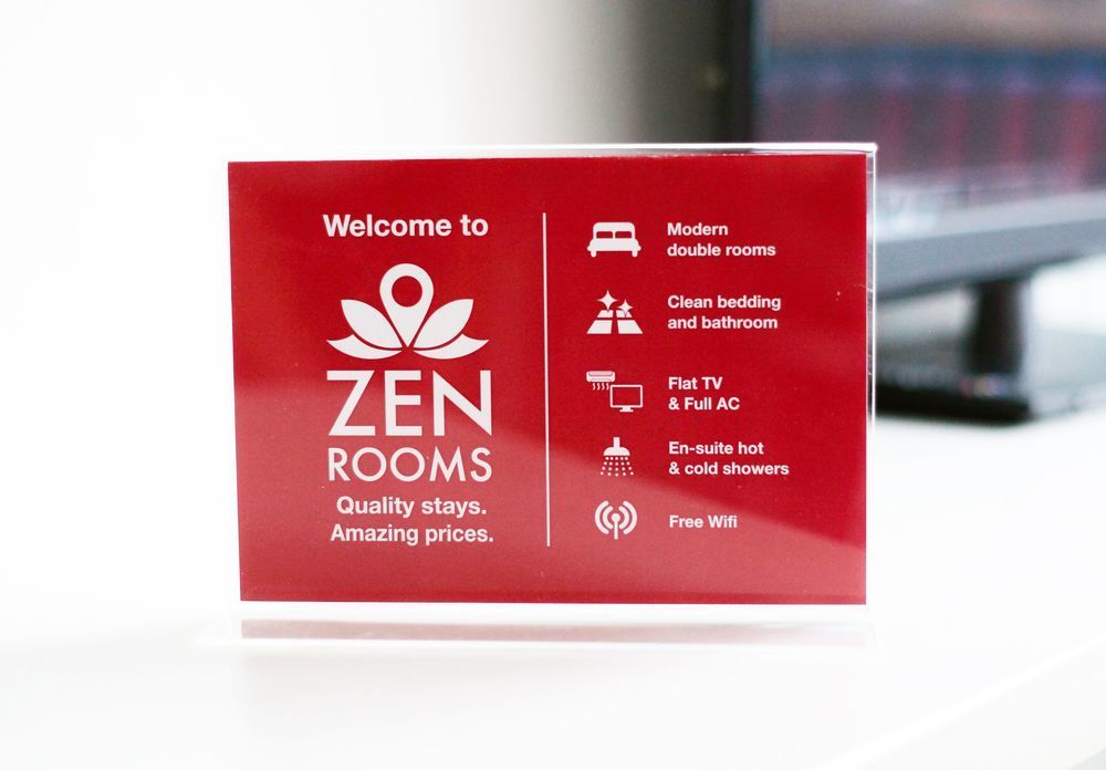 Zen Rooms Siripong Road Bangkok Buitenkant foto